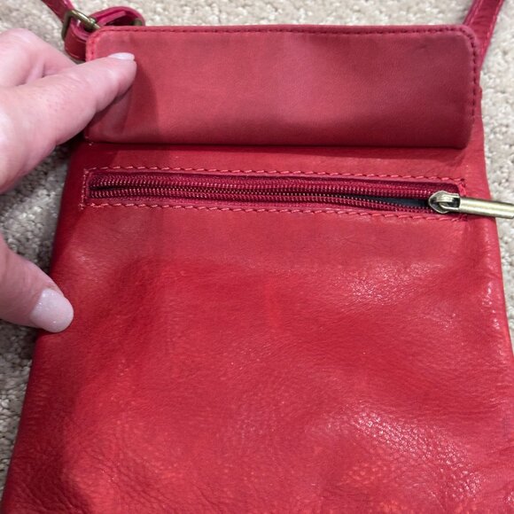 Red Crossbody Bag Rectangle Adjustable Strap Travel City Commuter Faux Leather - Picture 3 of 10